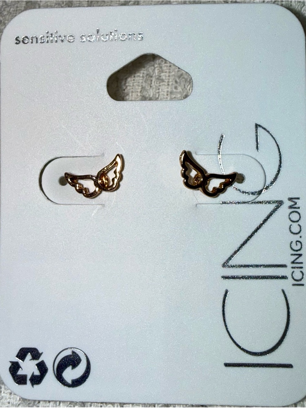 Icing Gold Wing Outline Stud Earrings